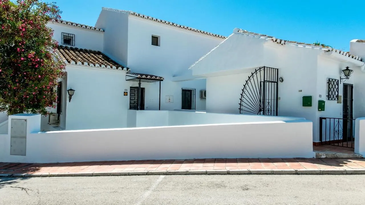 Casablanca 50 Oasis Properties Nerja Apartment
