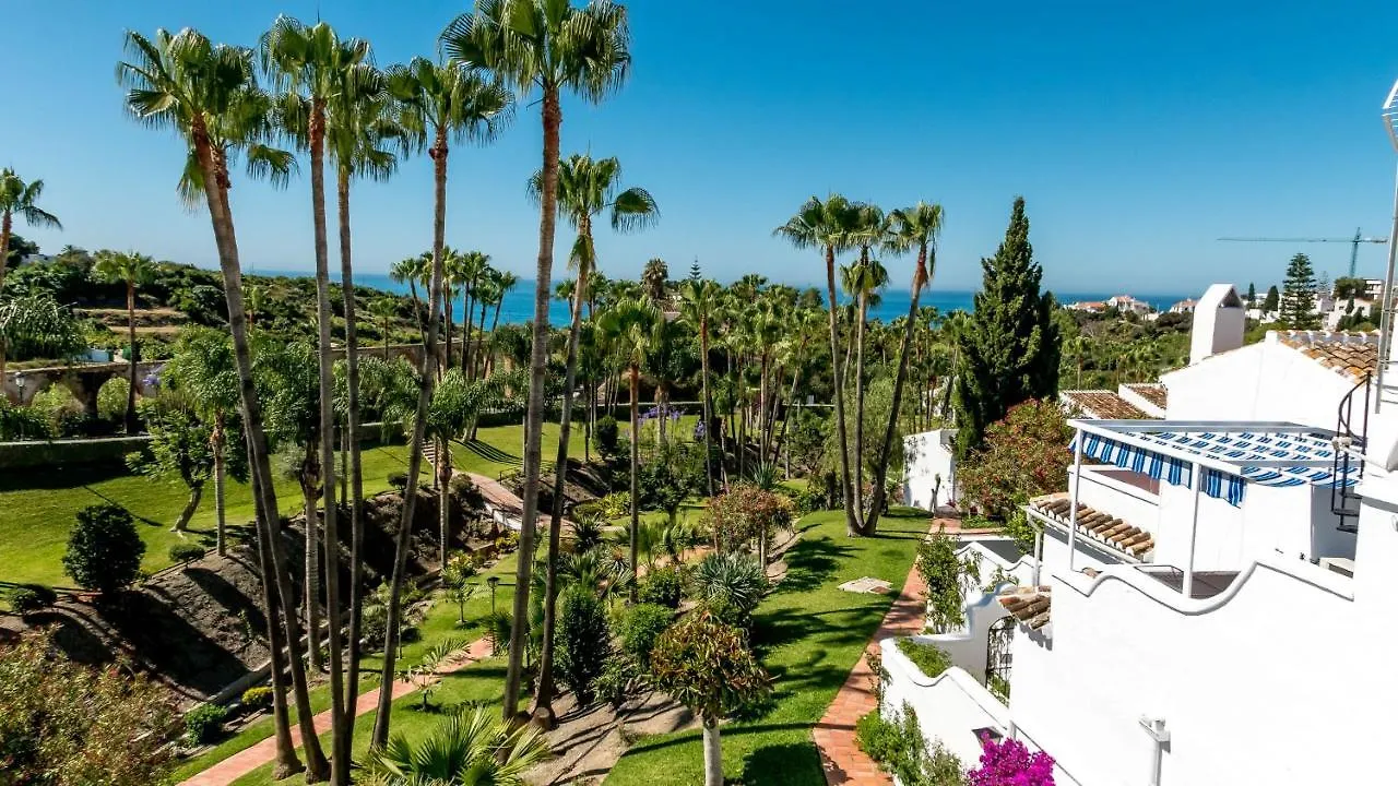 Casablanca 50 Oasis Properties Nerja